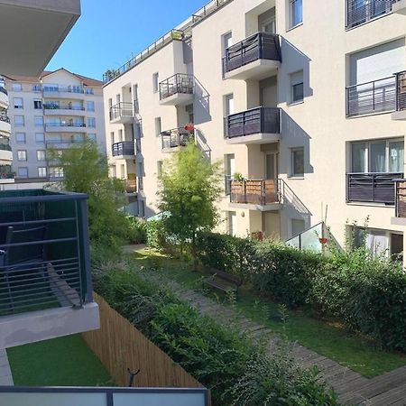 Beau Studio Tout Confort Au Calme Avec Parking . Apartment Villeurbanne Luaran gambar